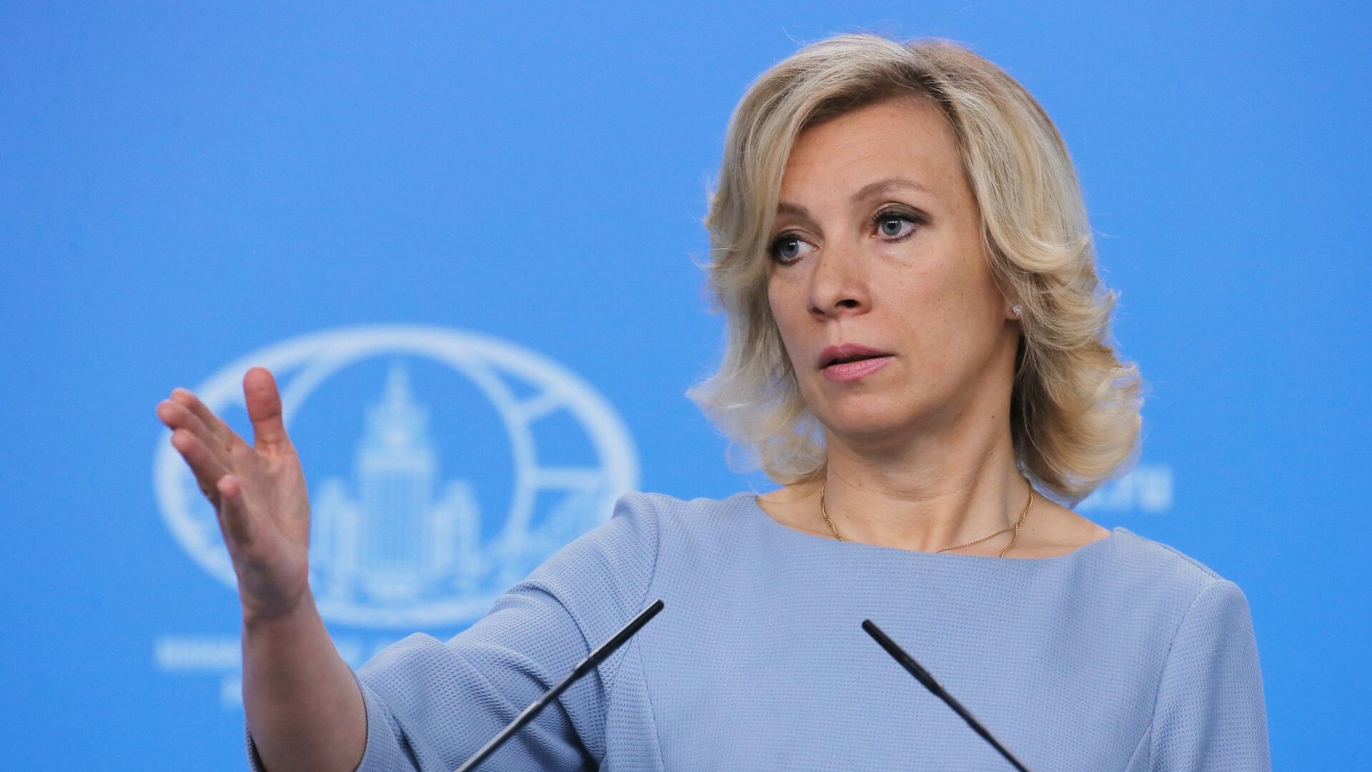 Запад ни разу не высказался о русском языке на Украине, заявила Захарова
